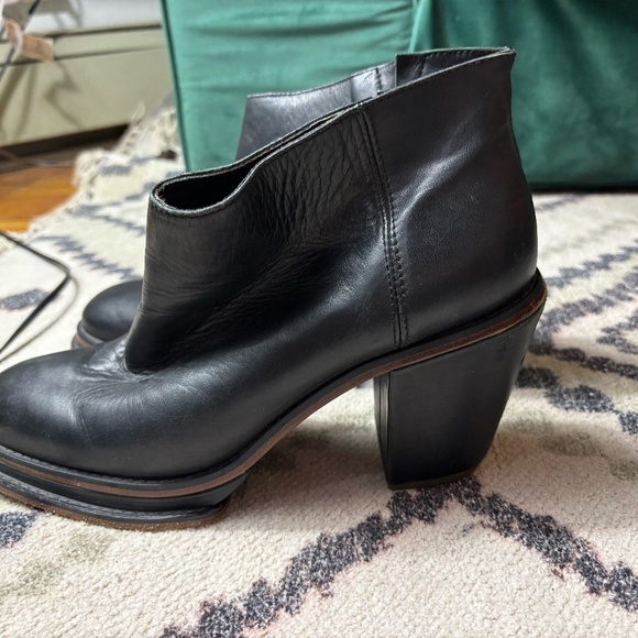 Rachel Comey - Leather ankle stacked heel booties - Picture 3 of 10